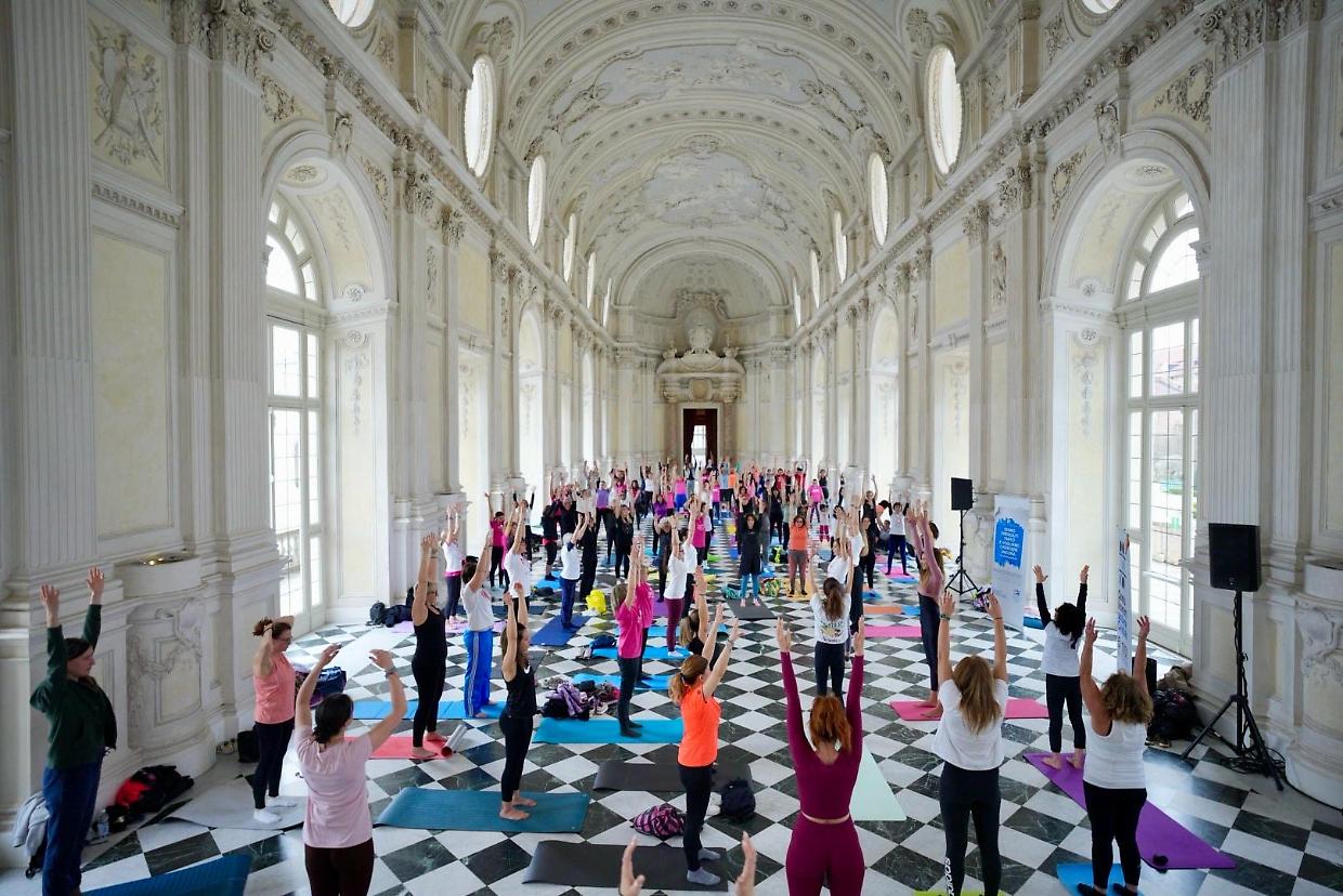 Pilates con Cristina Chiabotto per aiutare  la ricerca sul cancro