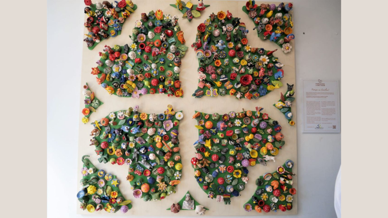 Un giardino di ceramica fiorisce al Regina Margherita con la Fondazione Lene Thun