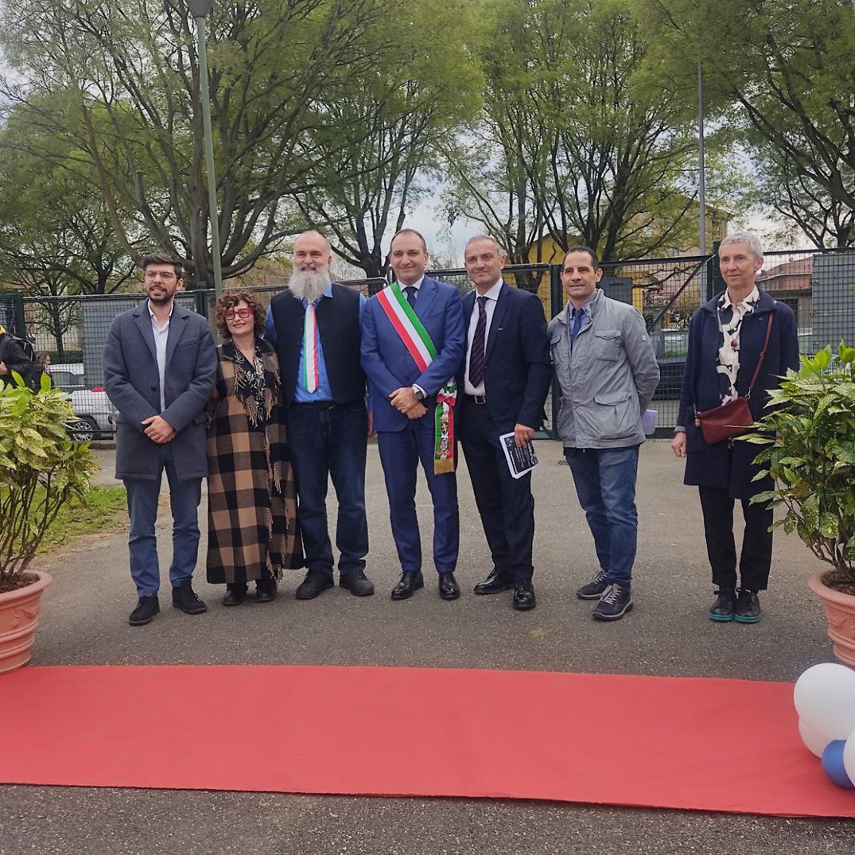 Una scuola intitolata a Piero Angela ma il figlio diserta la cerimonia