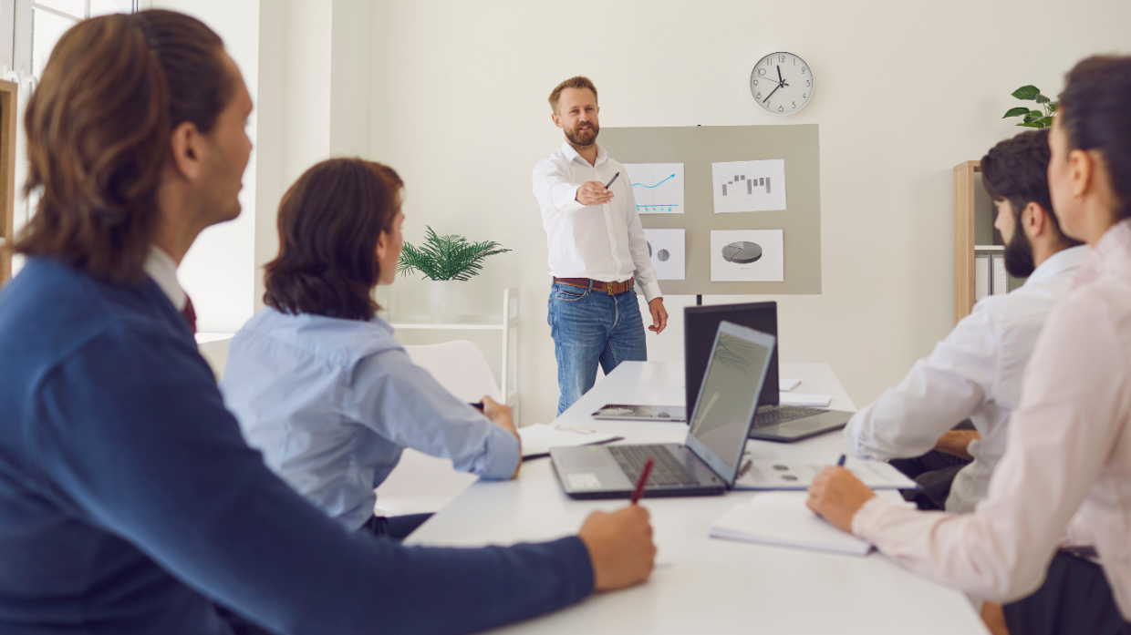 Le 25 migliori aziende italiane dove lavorare nel 2025 (e fare carriera)