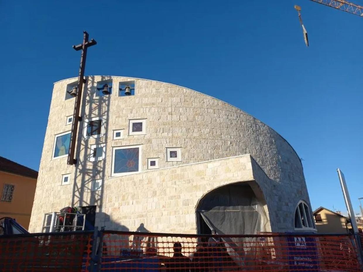 Una nuova chiesa per La Loggia: oggi la consacrazione