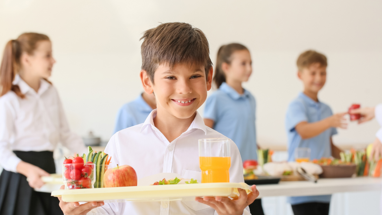 Un nuovo capitolo per la mensa scolastica: eCivis rivoluziona la gestione dei pasti