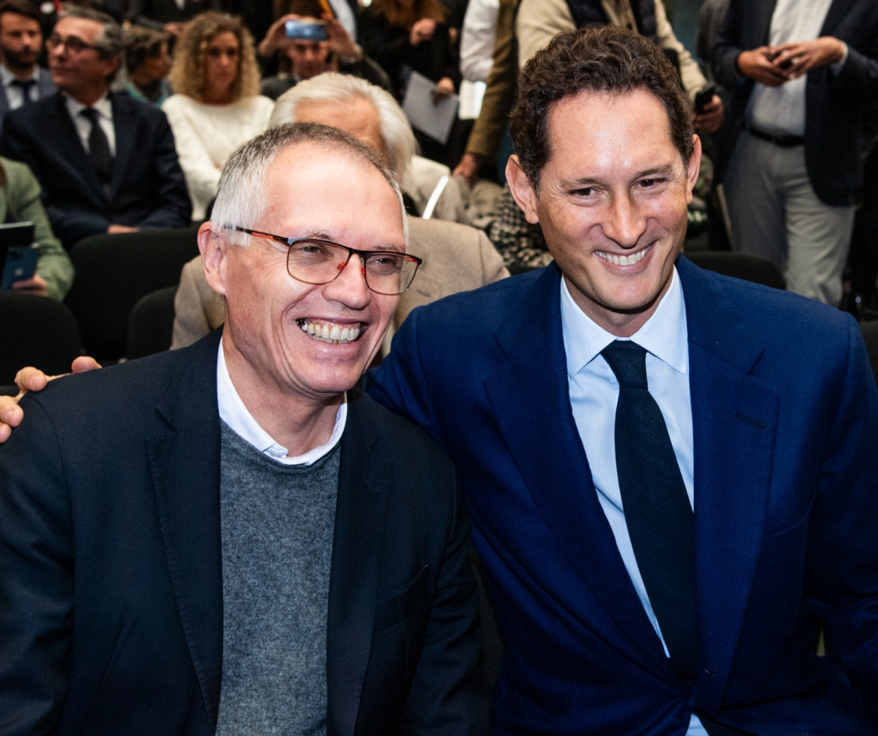 Elkann peggio di Tavares? Ecco cosa serve (ora) a Stellantis