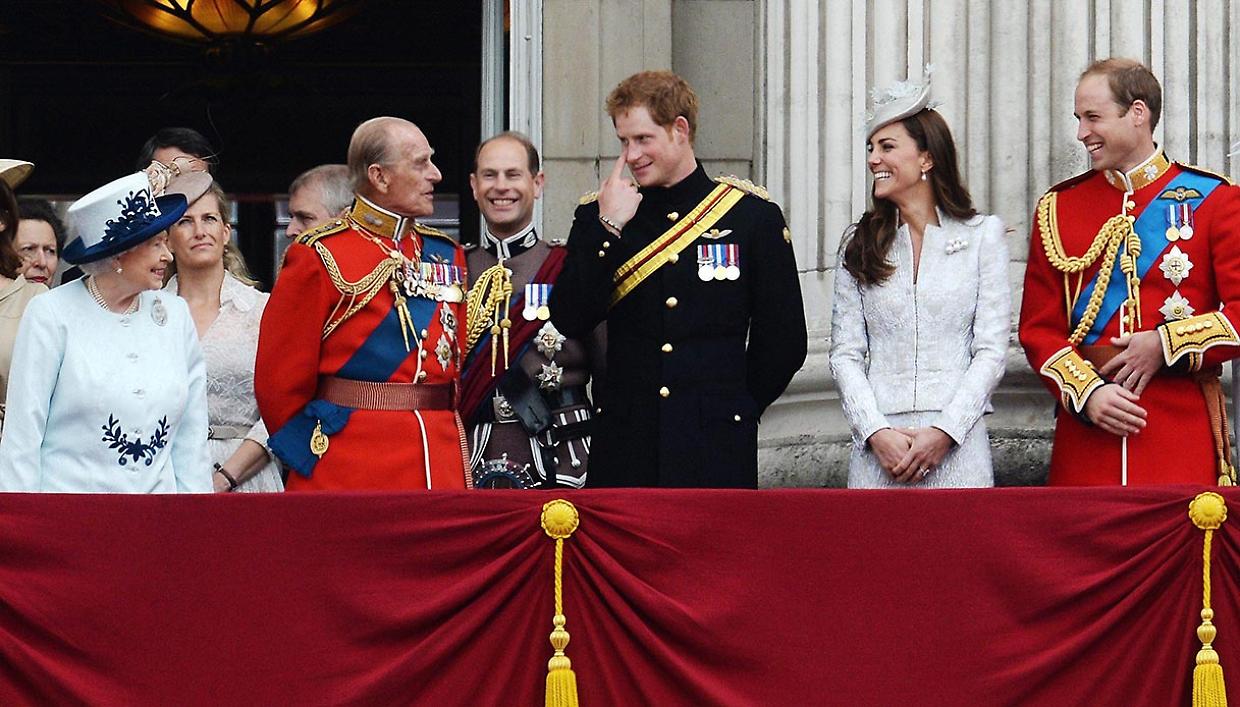 Niente Monopoli, smalto nude obbligatorio: ecco il lato bizzarro della Royal Family