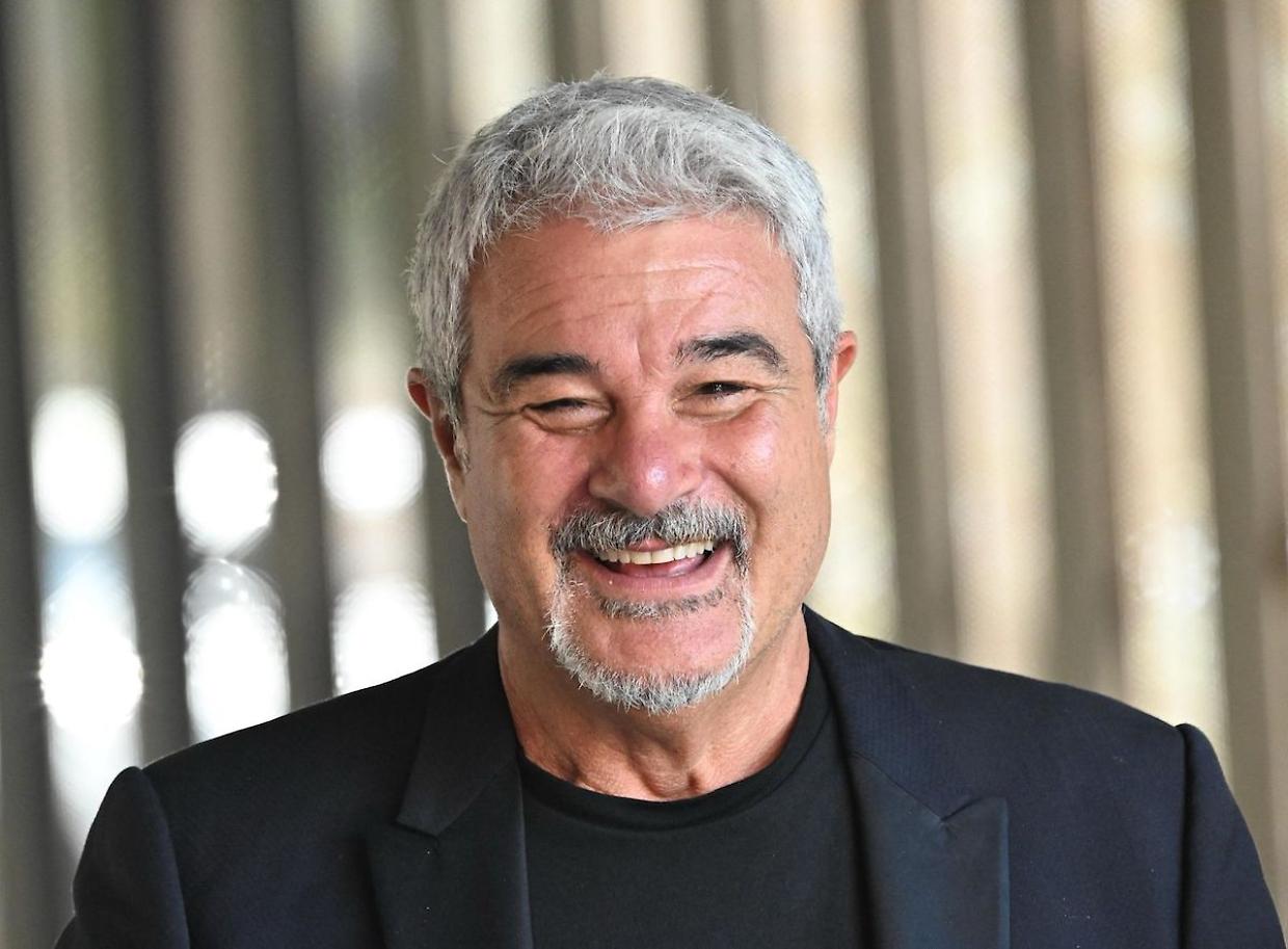 Pino Insegno: “Faccio questo mestiere da quarant’anni". Ritorna a 'Reazione a Catena' negando qualsiasi aiuto da parte dei vertici politici