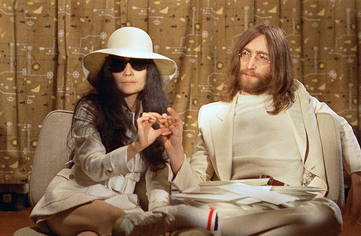 Yoko e John, la vera storia raccontata bene