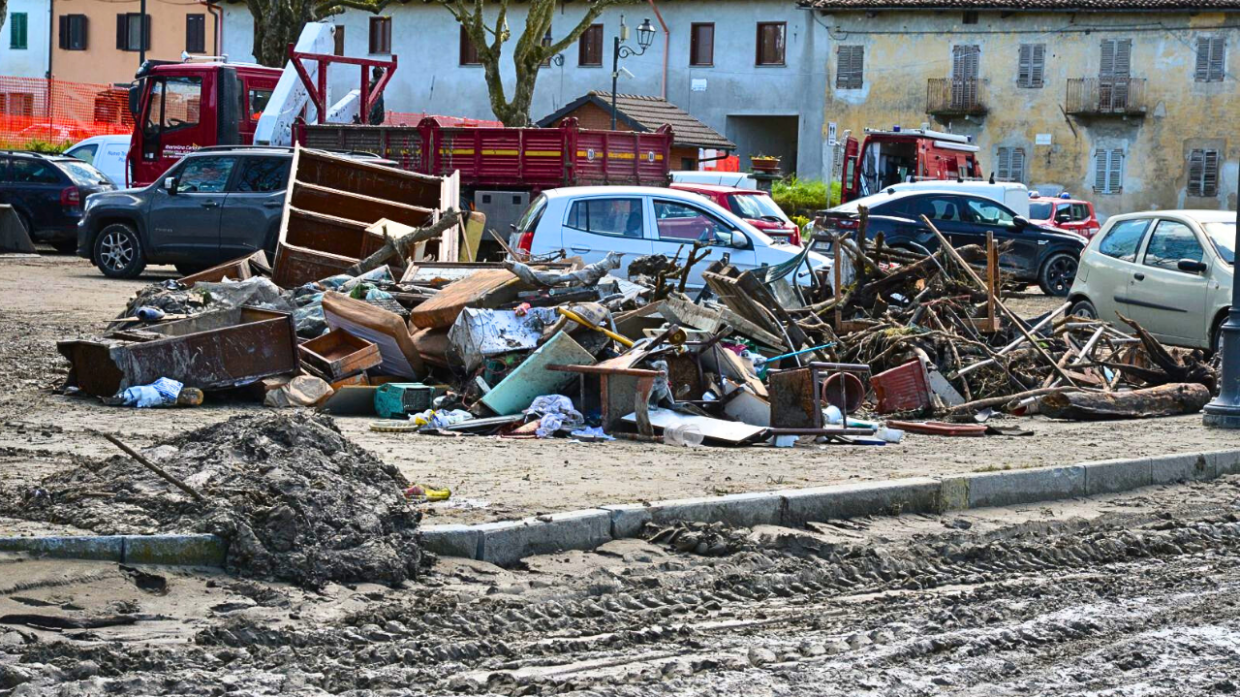 Maltempo, sul Piemonte un'alluvione come quella del 1994. Oltre 500 frane in poche ore