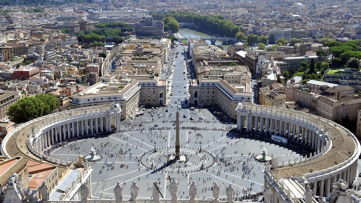 Roma blindata per l’ultimo saluto a Papa Francesco: No Fly Zone e bonifiche, la città si prepara a un evento storico