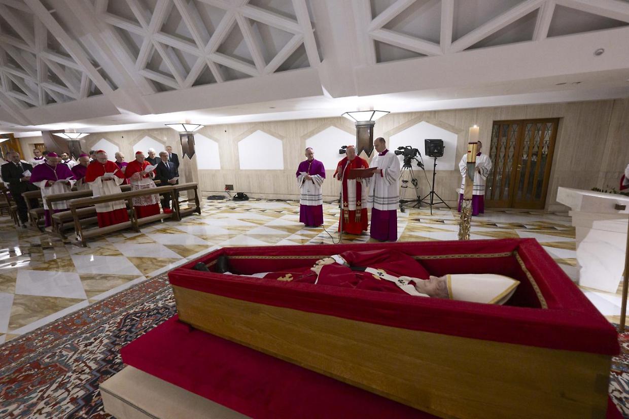 Tanatoprassi: che cos’è e perché è stata usata per Papa Francesco?
