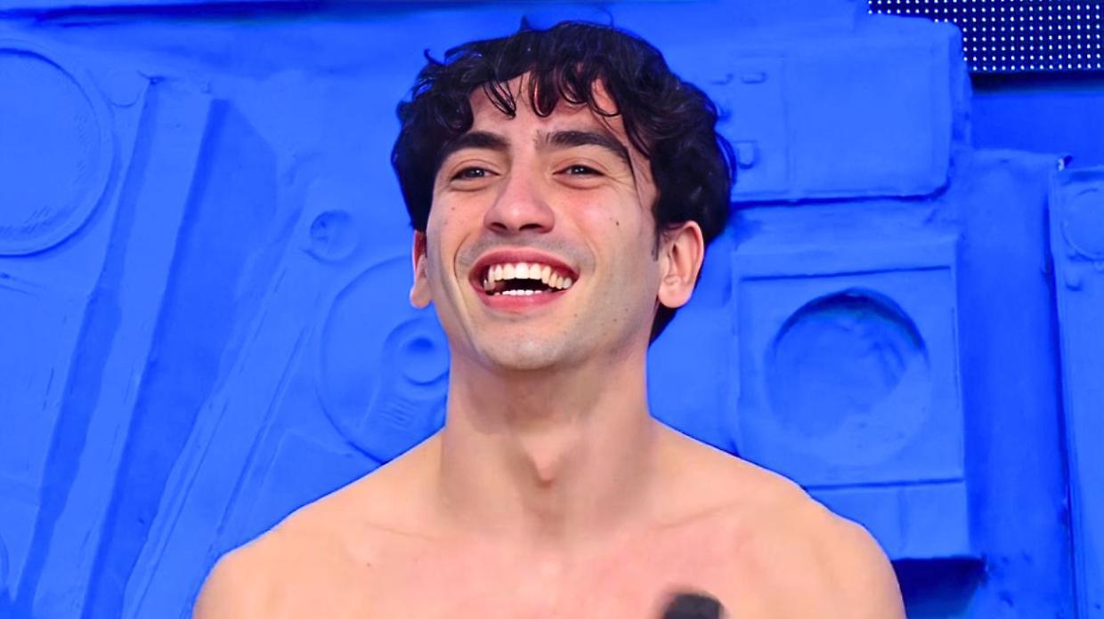 Paura ad Amici 24: il ballerino Francesco ha un malore durante le prove generali