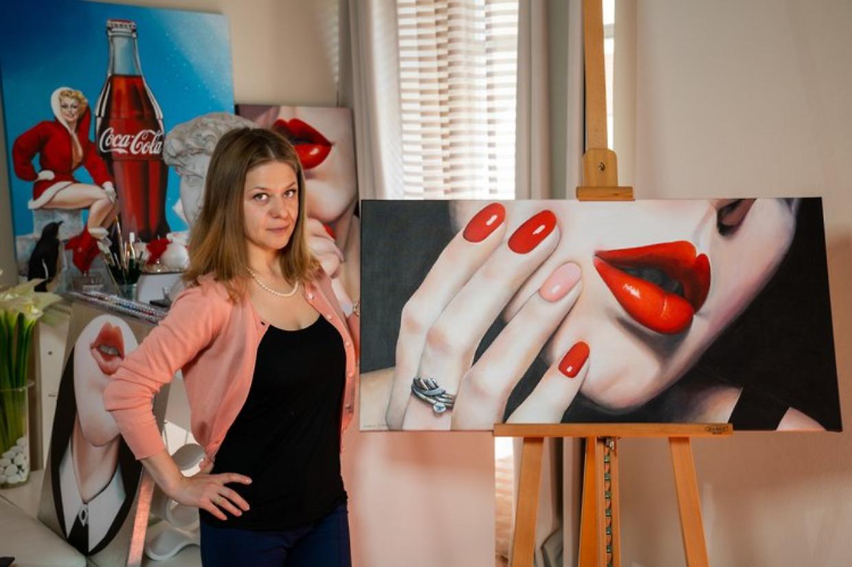 L'artista internazionale Anastasia Yanchuk in mostra da Alba