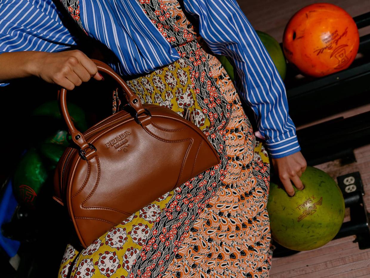 Bowling Bag: il ritorno della borsa più cool della primavera estate 2025