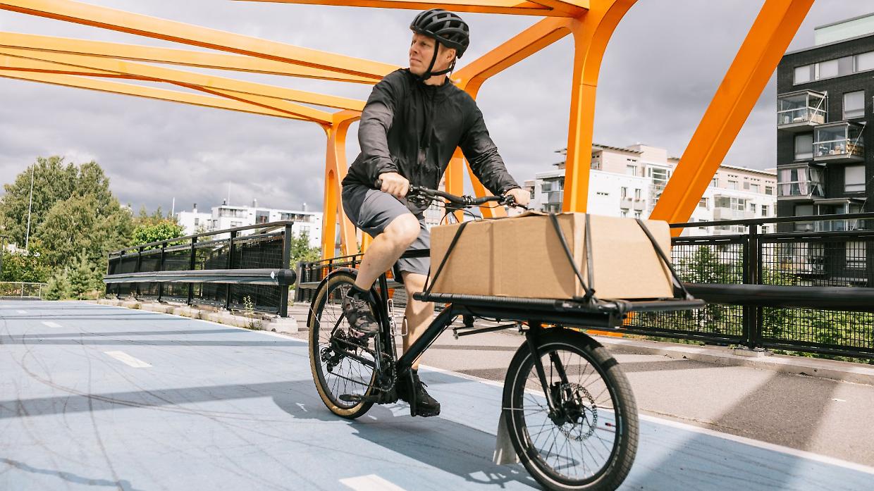 Torino punta sulle cargo bike: un convegno per ripensare la mobilità urbana