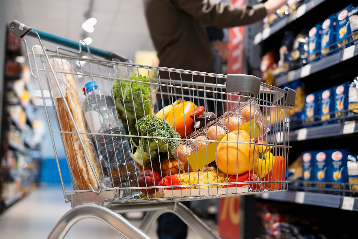Supermercati aperti il 1° Maggio 2025