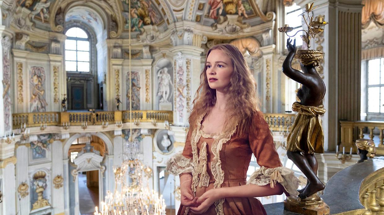 Danze storiche alla Palazzina di Caccia di Stupinigi: torna il gran ballo dell’Ottocento