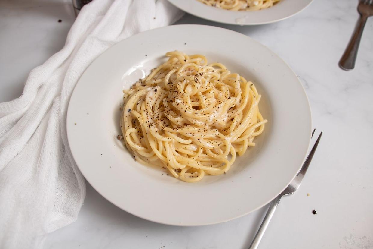 Fisica in cucina: lo studio che svela la formula perfetta della cacio e pepe