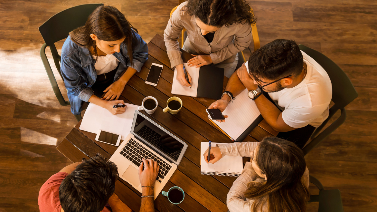 "Torino Design City Summer School 2025: Un'occasione globale per giovani creativi di trasformare le istituzioni culturali"