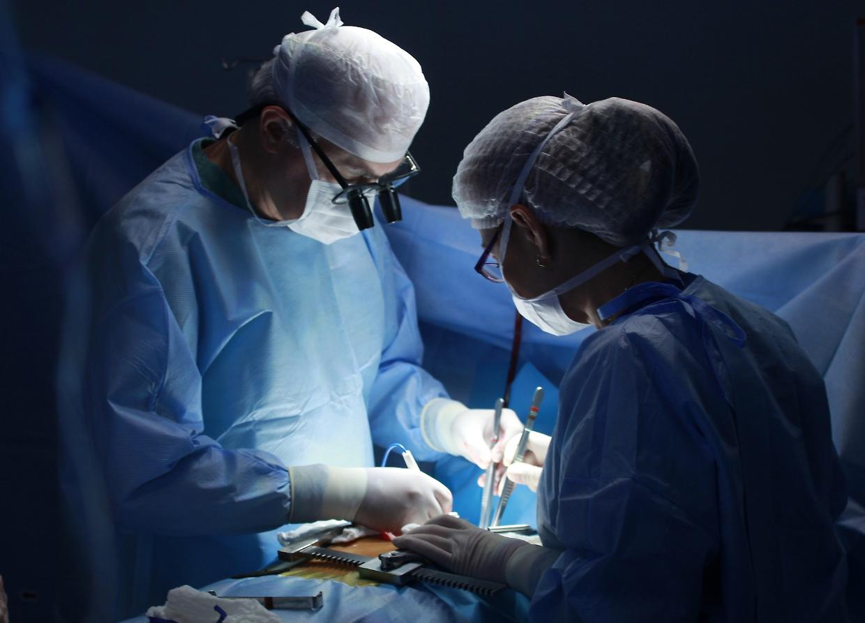 Sanità, a rischio i dispositivi salvavita: «Intervenga il Governo o non li forniamo più»