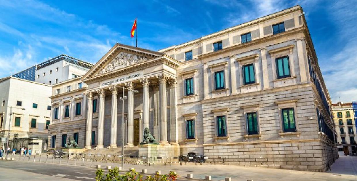 Spagna, avanti tutta: settimana di 37,5 ore con stipendio invariato