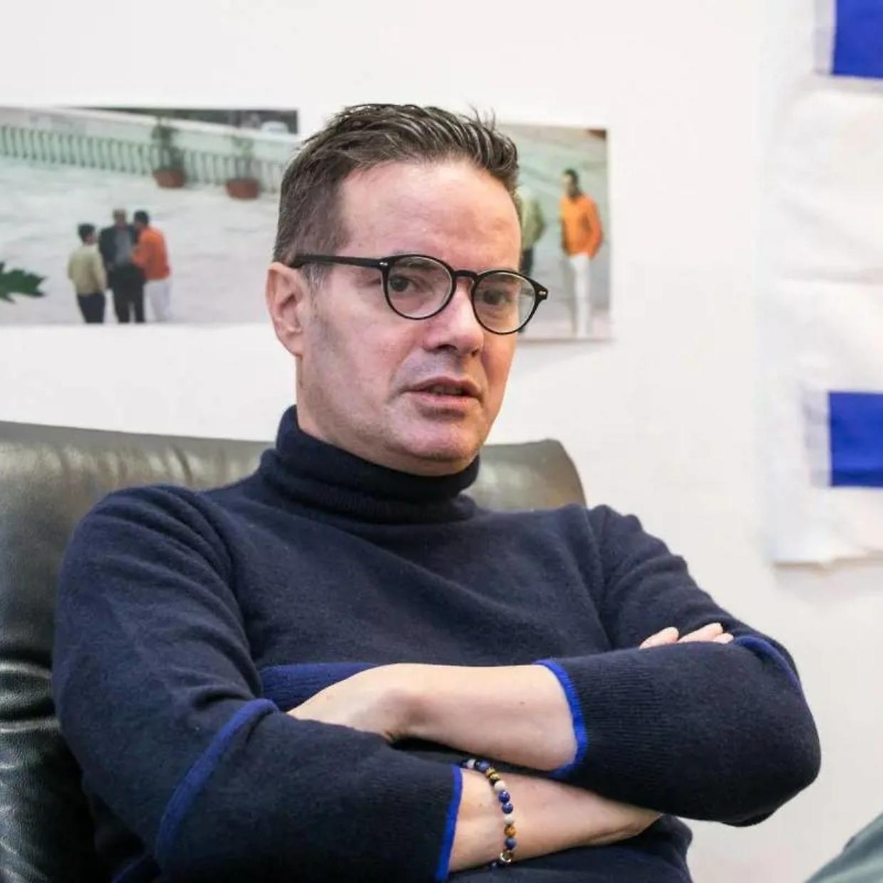Paura per Klaus Davi: malore improvviso durante un servizio in Calabria