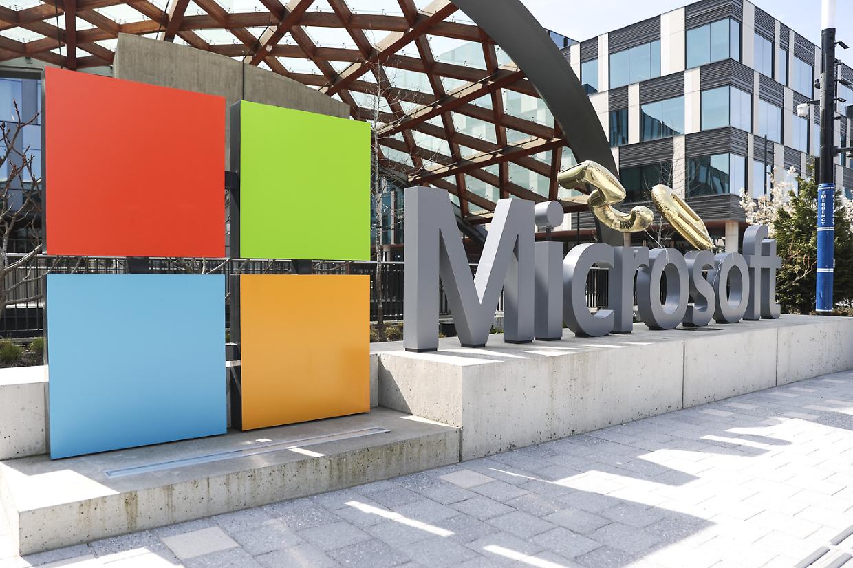 Microsoft, gli investimenti sull'AI iniziano a pesare: oltre 6.000 posti di lavoro tagliati