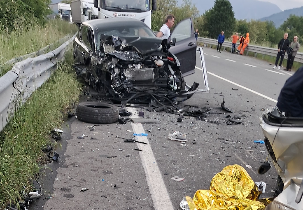 Una delle auto coinvolte nello schianto, l'Alfa Romeo Stelvio