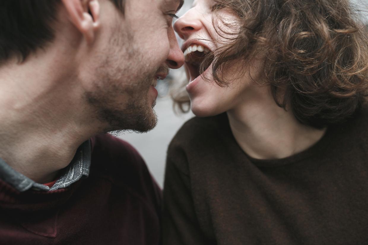 Perchè sentiamo il bisogno di mordere le persone che amiamo?