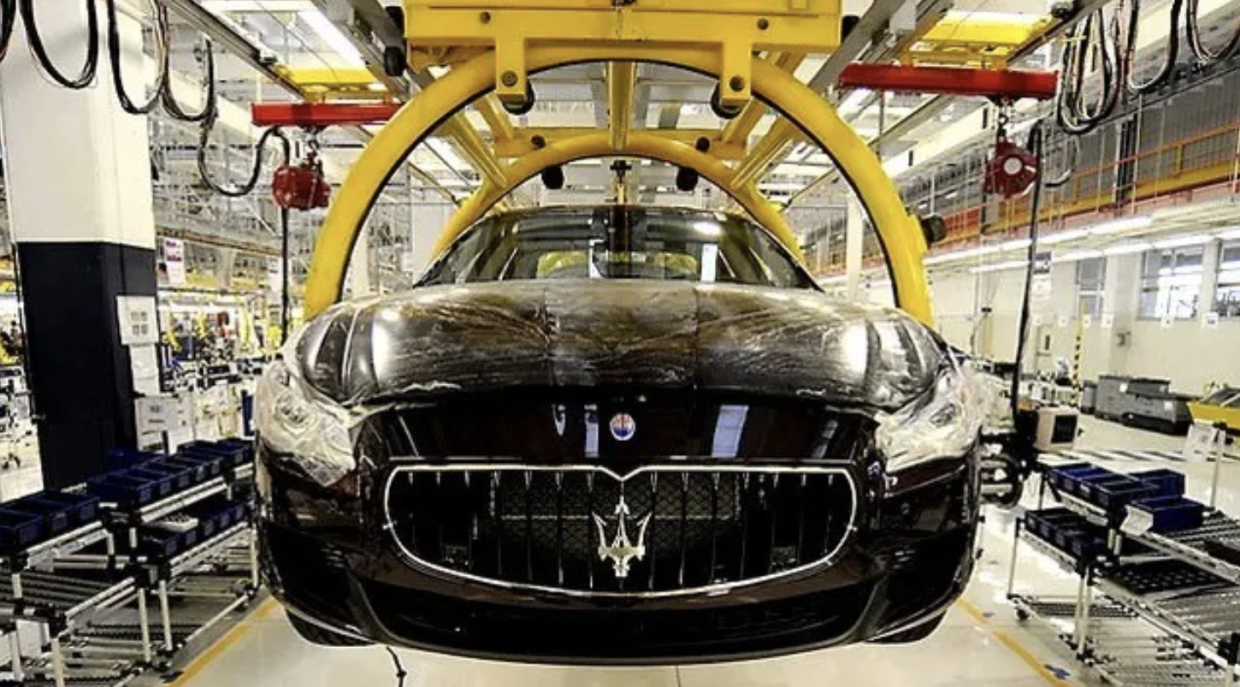 Stellantis, Maserati via da Mirafiori e tutto sulla 500 ibrida