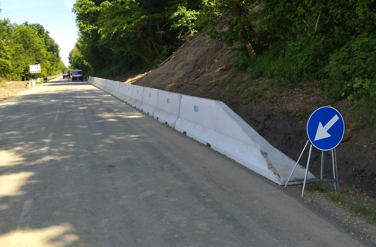Riapre la sp 590 ma a un mese dall'alluvione sono ancora chiuse 13 strade e un ponte