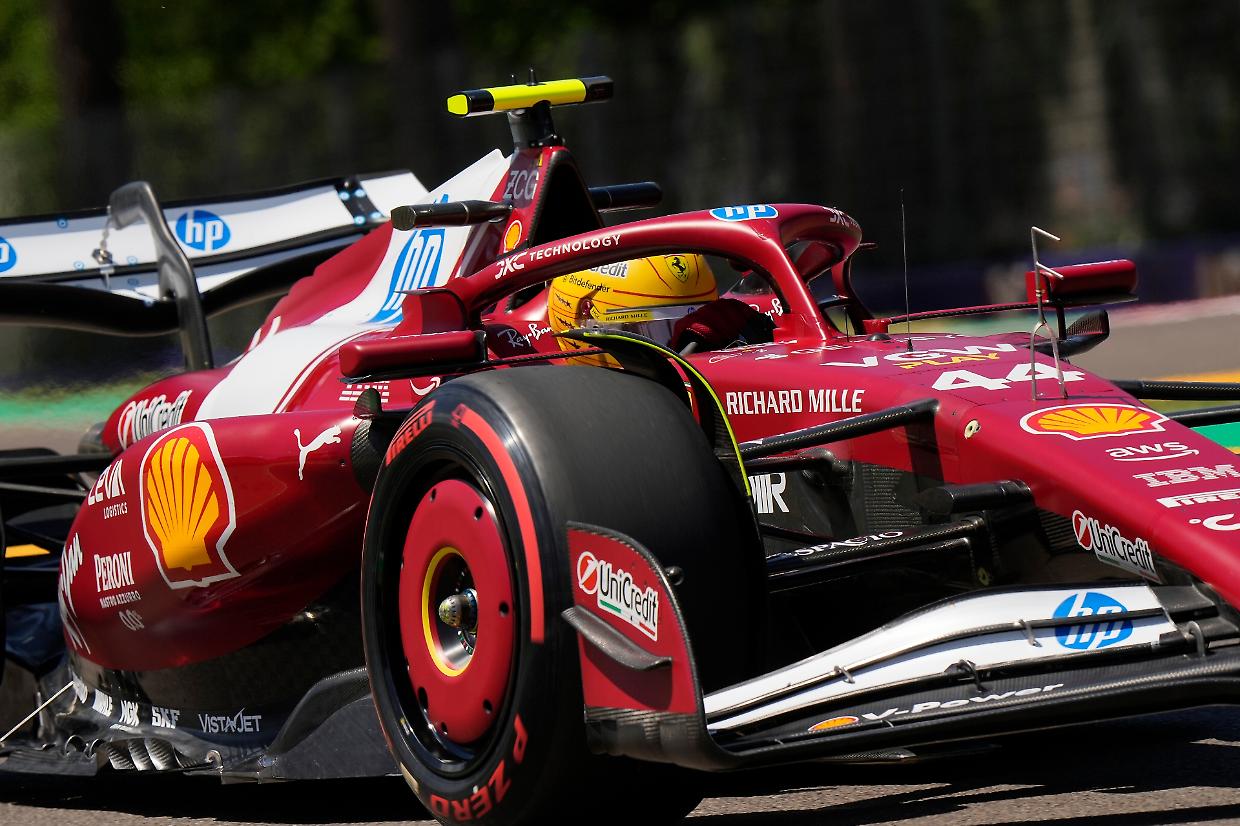 Imola: la Ferrari fatica mentre la McLaren domina, Leclerc e il casco motivazionale