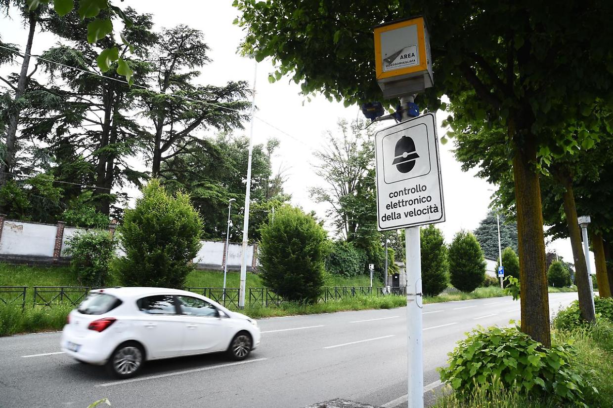 «I velox non sono a norma». Ma il Comune non li spegne 