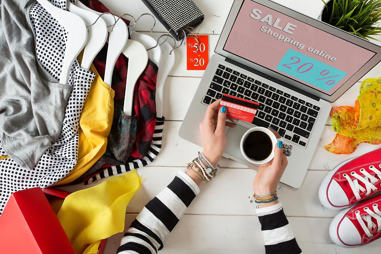 Il colore più restituito negli acquisti online? C'è una tinta che crea più problemi delle altre