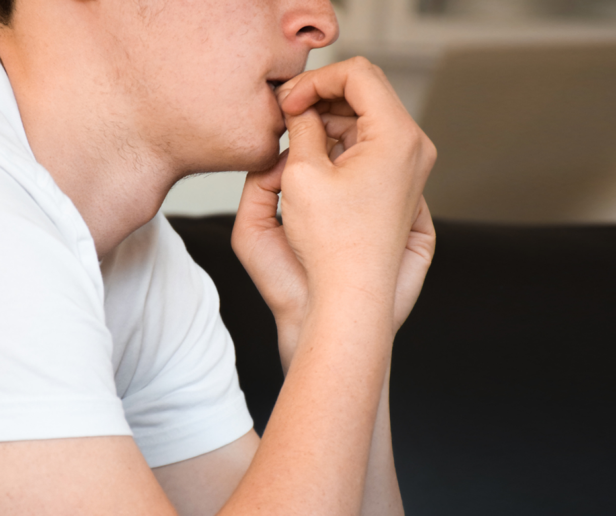 Soffri d'ansia? Potrebbe essere colpa del tuo collega (o dei tuoi genitori)