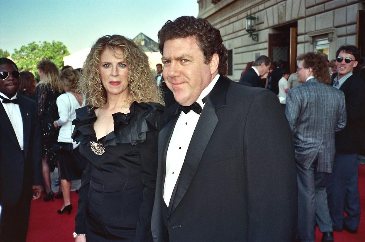 Addio a George Wendt, l'iconico Norm di 'Cin cin' si è spento a 76 anni