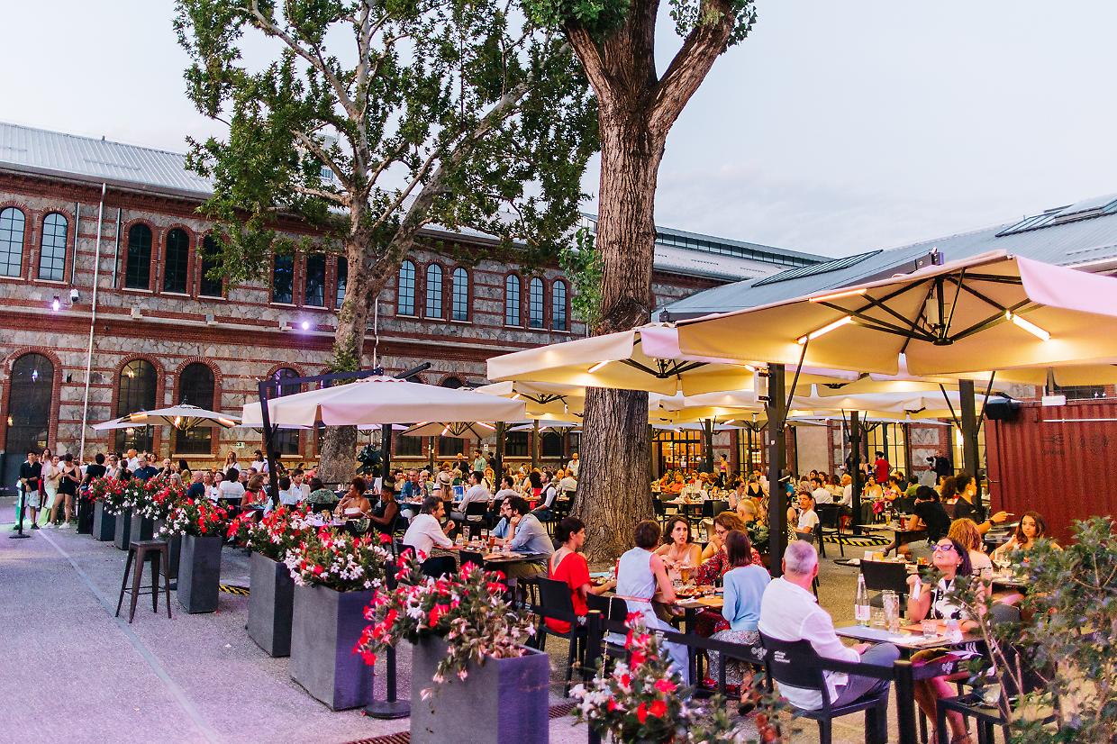 Snodo / OGR Torino: apre il palcoscenico estivo tra cocktail, concerti e nuove sonorità