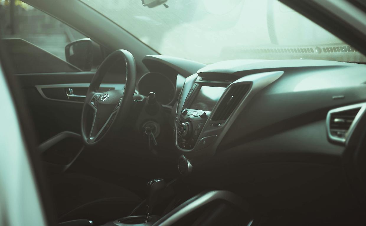 Attenti alla truffa dei falsi report per auto usate: il raggiro si diffonde anche in Italia