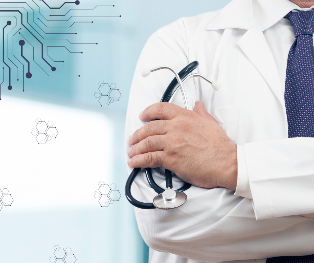 L'AI prende in mano i referti medici: il 46% dei dottori la utilizza sul lavoro