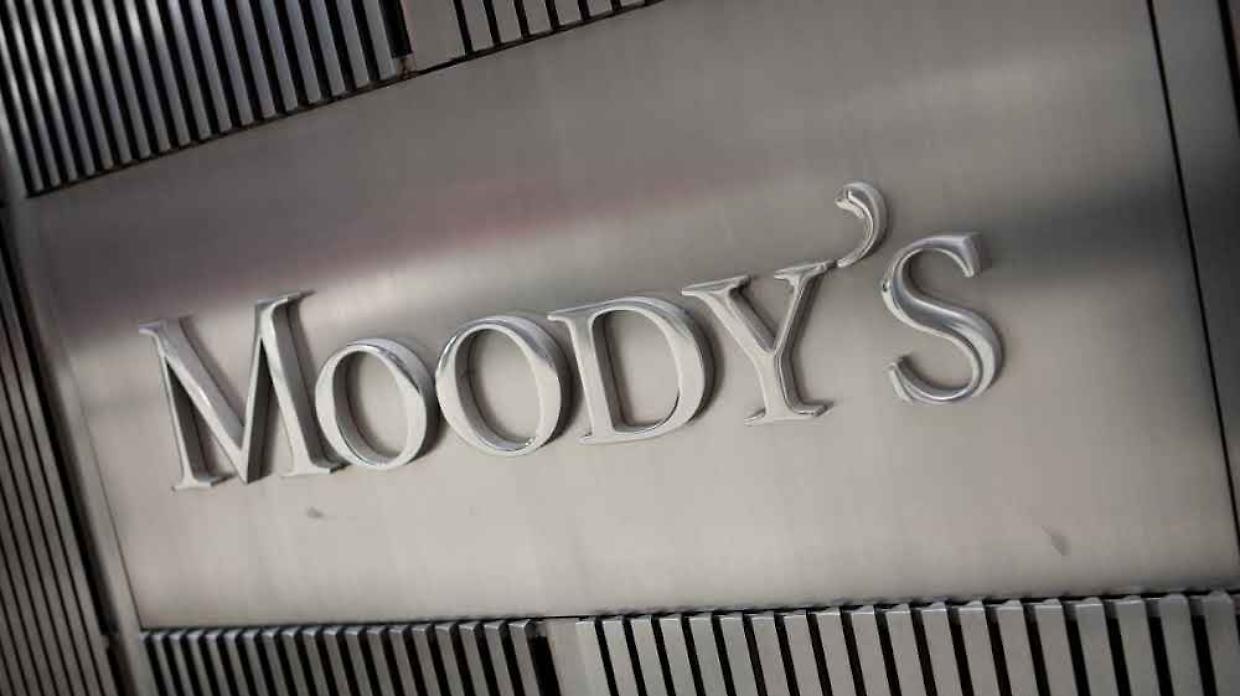 Italia: Moody's alza l'outlook a positivo grazie al miglioramento delle finanze e alla stabilità politica