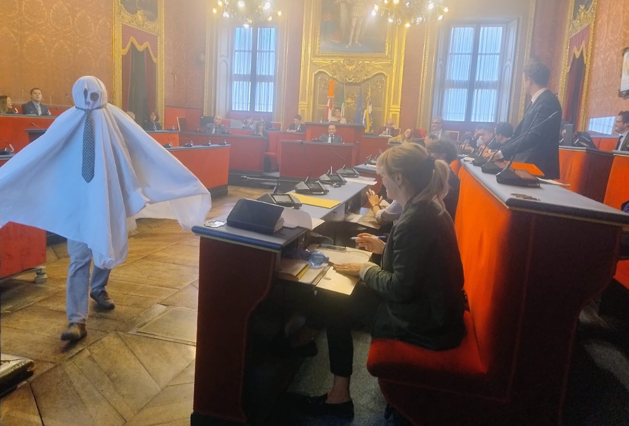 Torna a sorpresa il "fantasma del referendum", ironica idea di Silvio Viale