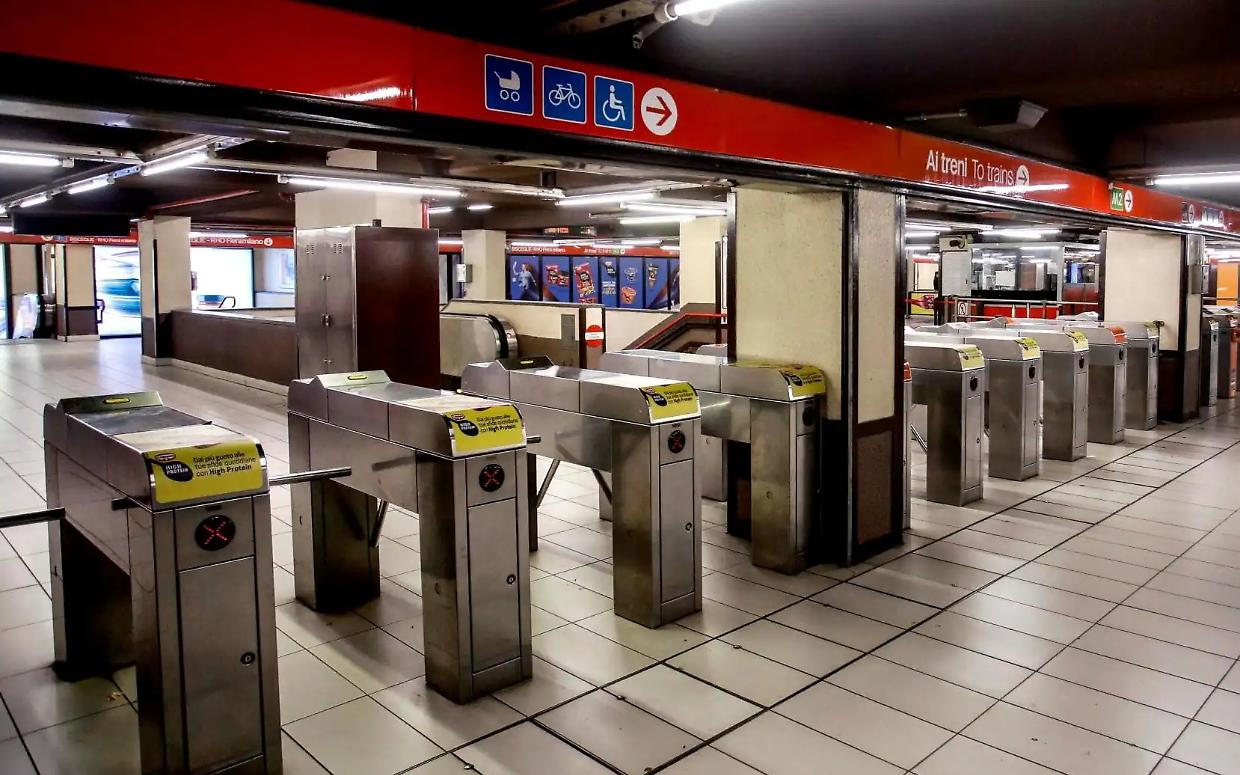 Scioperi trasporti giugno 2025: treni, aerei e mezzi pubblici a rischio in tutta Italia