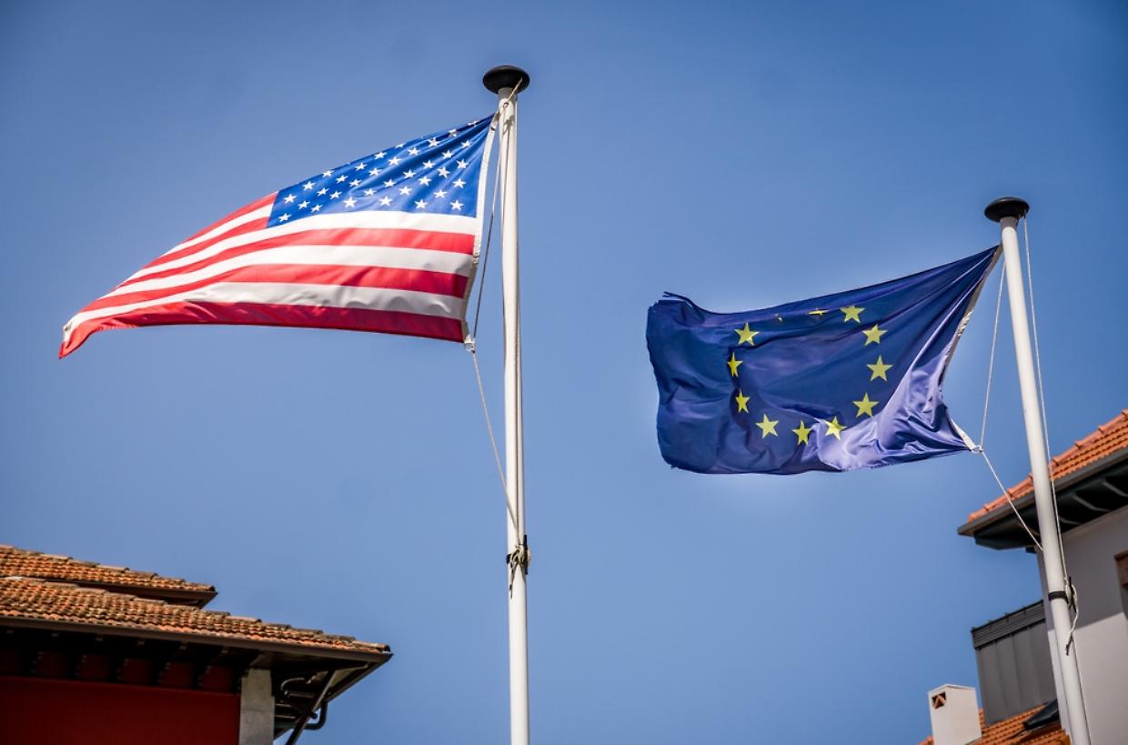 Rischio dazi USA al 50%: le esportazioni europee verso un bivio cruciale nei negoziati con Washington