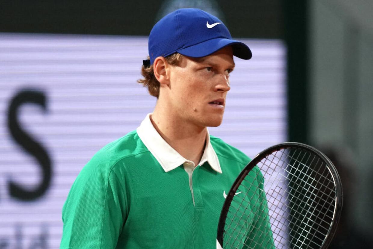 Al Roland Garros Jannik Sinner batte Richard Gasquet e mette fine alla sua carriera