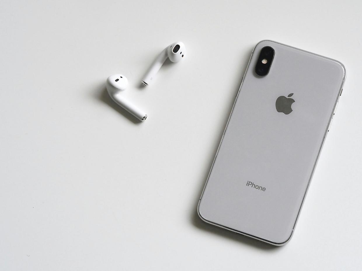 Apple cambia numerazione: addio a iOS 19, arriva iOS 26