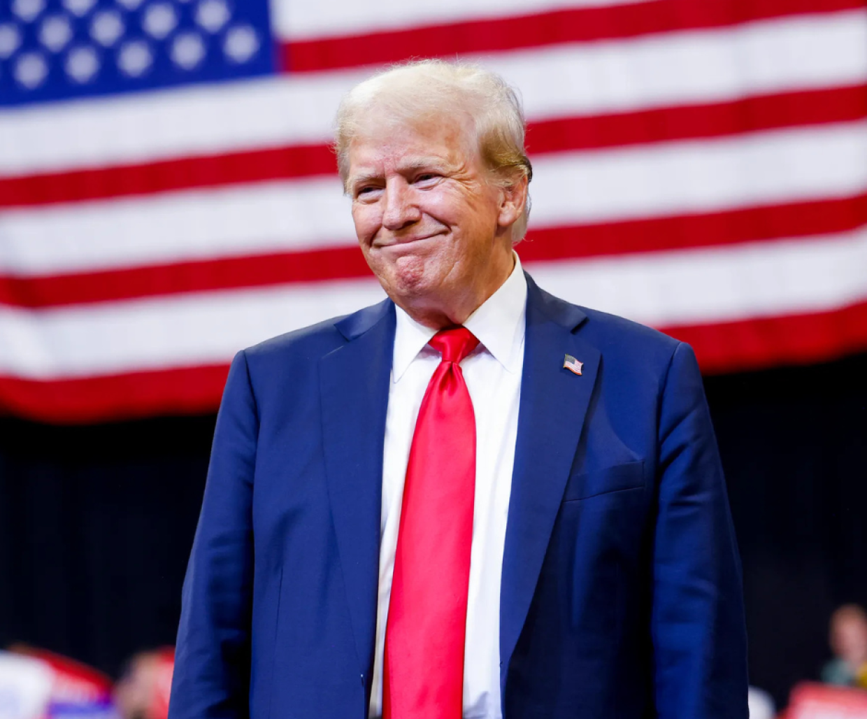 Stretta sui dazi, la Corte d’Appello Usa blocca lo stop: tariffe Trump ancora in vigore