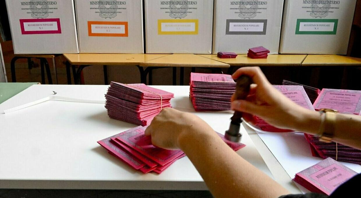 Referendum: Sì, No, oppure astensione? VOTA IL NOSTRO SONDAGGIO ANONIMO ONLINE