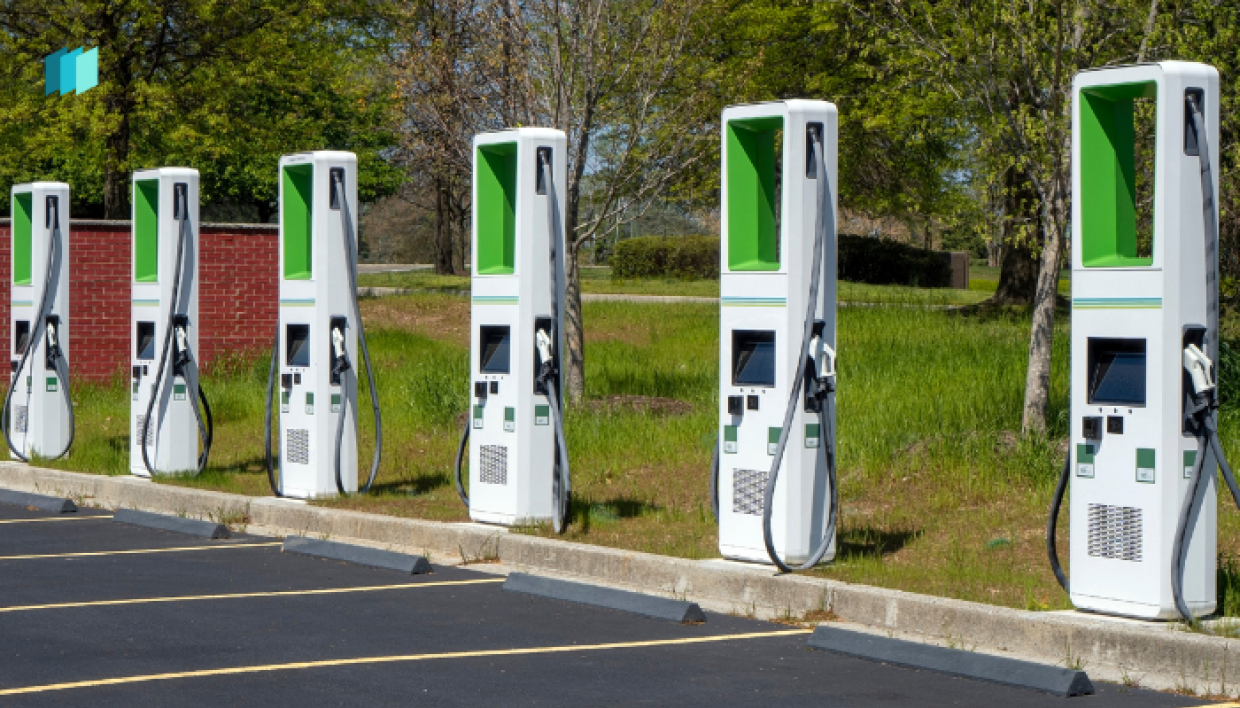 Dove si ricarica davvero l’elettrico? Il futuro dell’auto passa dai parcheggi
