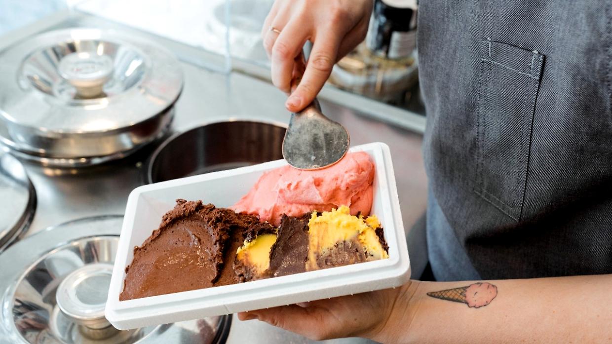 Gelato “artigianale” a Torino: tra realtà e finzione, il fenomeno crafty che inganna il palato