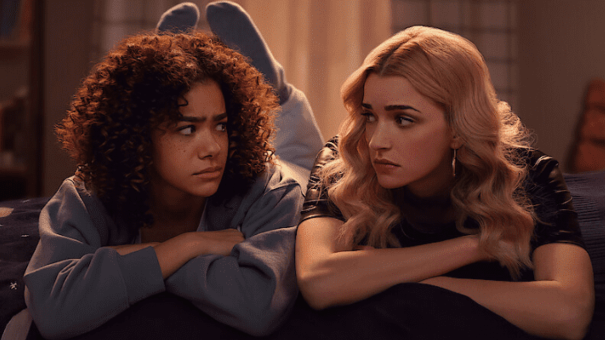 Nella terza stagione di 'Ginny & Georgia', l'amore imprigiona più che proteggere