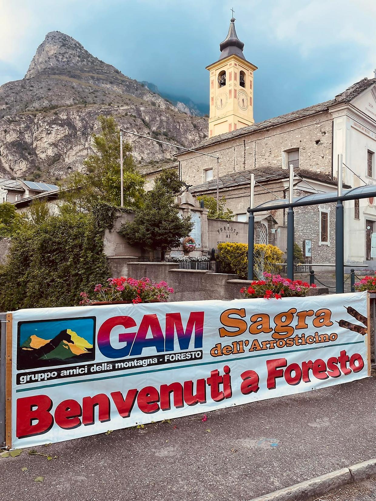 La sagra dell'arrosticino a Foresto: un viaggio tra sapori e musica