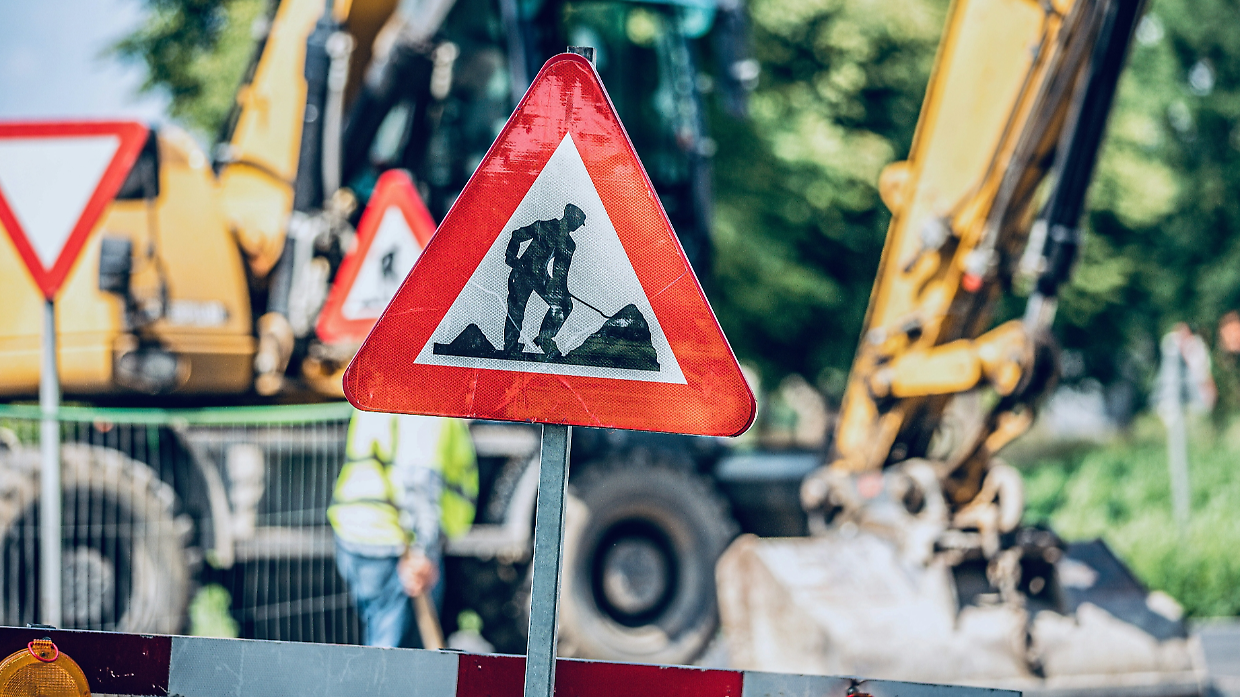 Torino, al via i lavori di riasfaltatura in via Berthollet: modifiche alla viabilità fino al 27 giugno